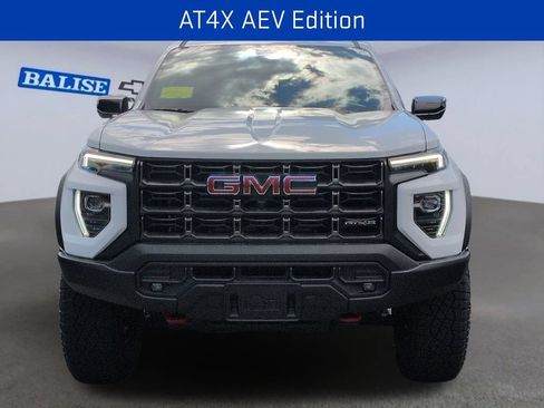 New 2026 GMC Canyon AT4X w/ AT4X AEV Edition AWD/4WD image 8