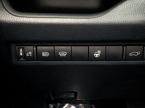 Certified 2023 Toyota RAV4 XLE w/ Convenience Package FWD image 18