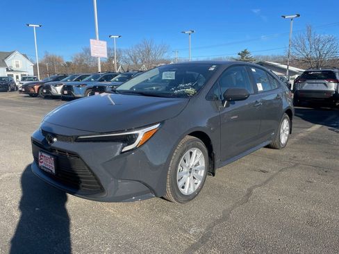 New 2026 Toyota Corolla LE image 1
