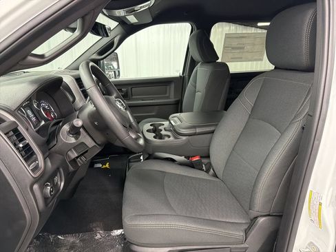 New 2026 RAM 2500 Tradesman AWD/4WD image 11