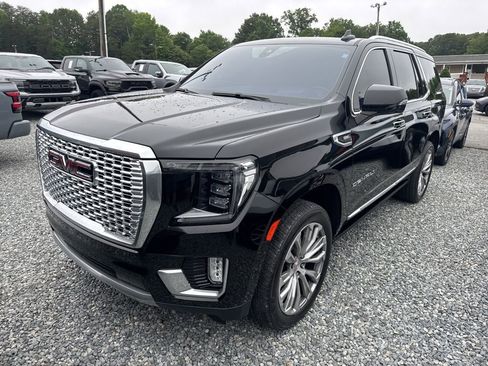Used 2021 GMC Yukon Denali w/ Denali Ultimate Package AWD/4WD image 1