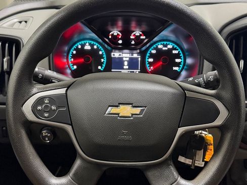 Used 2018 Chevrolet Colorado W/T w/ WT Convenience Package AWD/4WD image 15