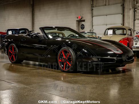 Used 2002 Chevrolet Corvette Convertible w/ Preferred Equipment Group2 image 38