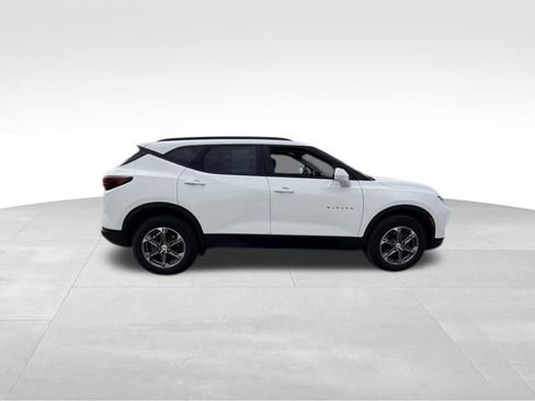 Certified 2024 Chevrolet Blazer LT w/ Convenience Package image 3