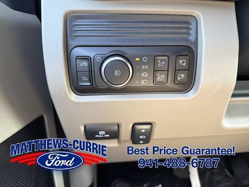 New 2026 Ford F350 Platinum w/ Platinum Plus Package AWD/4WD image 28