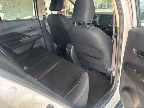 Used 2021 Nissan Kicks SV image 12