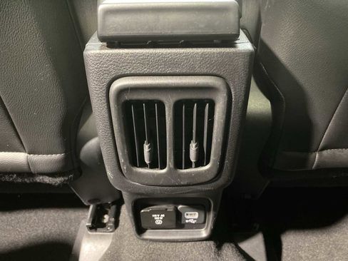 Used 2020 Jeep Compass High Altitude image 26