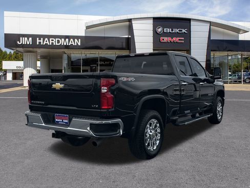 Certified 2024 Chevrolet Silverado 2500 LTZ w/ LTZ Convenience Package image 7