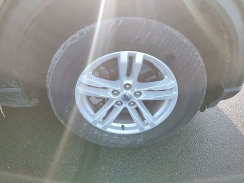 Certified 2023 Ford Explorer XLT w/ Equipment Group 202A image 9