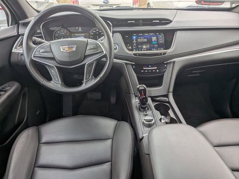 Certified 2024 Cadillac XT5 Luxury image 23