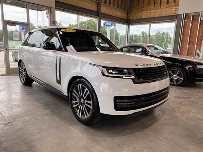 Used 2025 Land Rover Range Rover Long Wheelbase SE