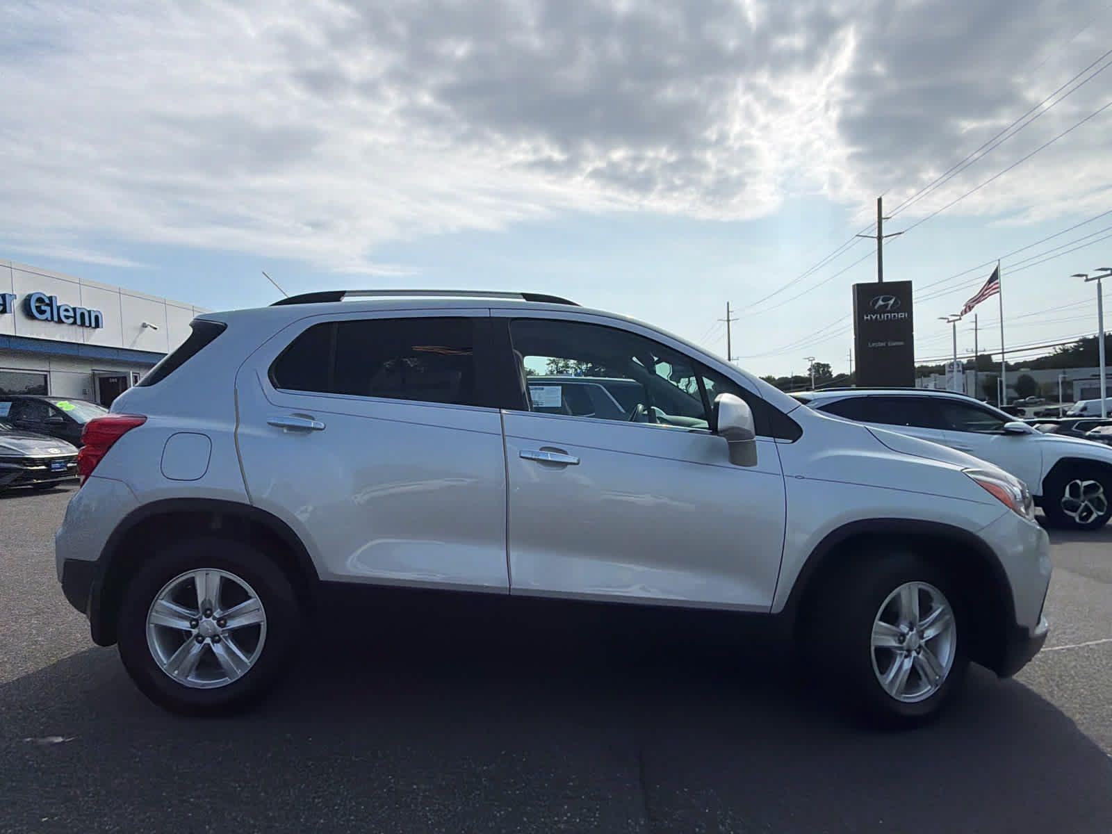 Certified 2018 Chevrolet Trax LT w/ LT Convenience Package FWD image 4
