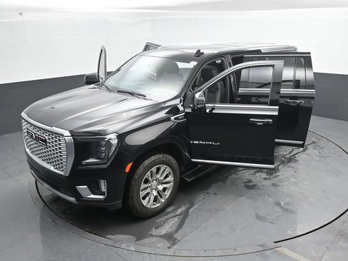 Used 2021 GMC Yukon XL Denali w/ Advanced Technology Package image 57
