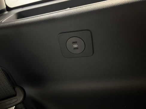 New 2026 Lincoln Aviator AWD image 30