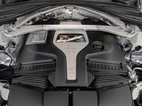 Used 2021 Aston Martin DBX image 39