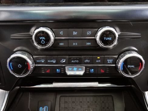 Used 2023 Ford F150 Limited AWD/4WD image 33