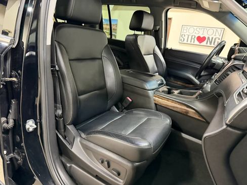 Used 2018 Chevrolet Suburban LT AWD/4WD image 47