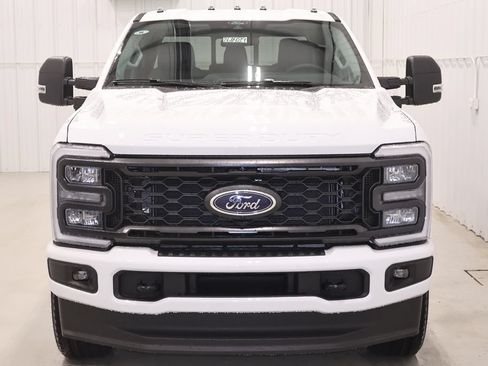 New 2026 Ford F350 XL w/ STX Appearance Package AWD/4WD image 4