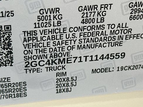 Used 2026 Chevrolet Silverado 2500 Custom w/ Custom Value Package AWD/4WD image 30