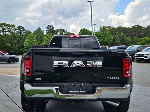 New 2026 RAM 3500 Tradesman AWD/4WD image 6