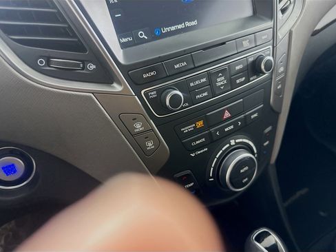 Used 2017 Hyundai Santa Fe Sport w/ 2.4L Tech Package 04 image 22