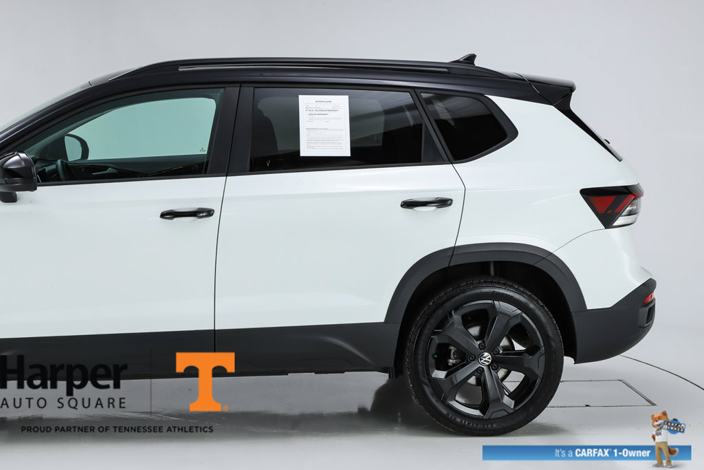 Used 2025 Volkswagen Taos SE AWD/4WD image 42