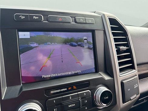 Used 2020 Ford F150 Lariat w/ Equipment Group 502A Luxury image 23