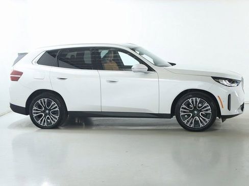 Certified 2025 BMW X3 xDrive30i w/ Convenience Package image 12