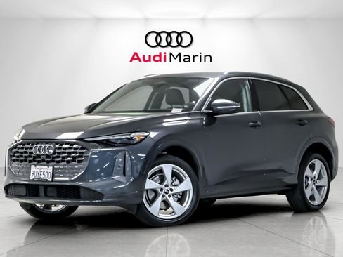 Certified 2025 Audi Q5 Premium Plus w/ Premium Plus image 1