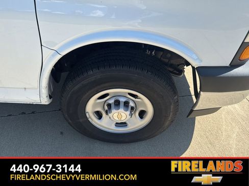 New 2025 Chevrolet Express 2500 Work Van w/ Driver Convenience Package image 37
