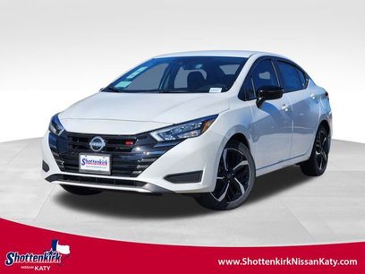 New 2025 Nissan Versa SR w/ Electronics Package