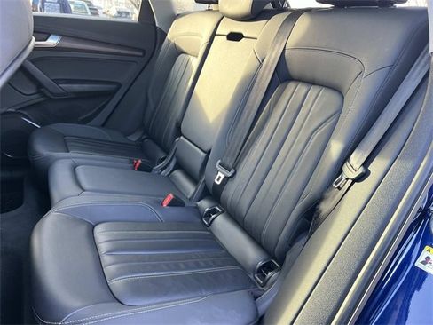 Used 2022 Audi Q5 2.0T Premium w/ Convenience Package image 21