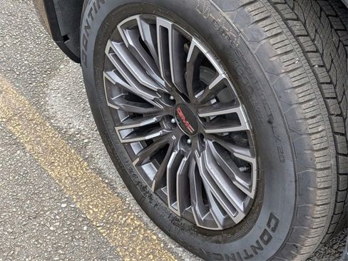 Used 2021 GMC Sierra 1500 Denali w/ Denali Ultimate Package image 7