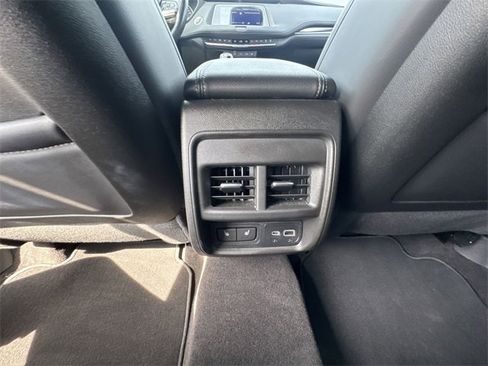 Used 2023 Cadillac XT4 Luxury image 21