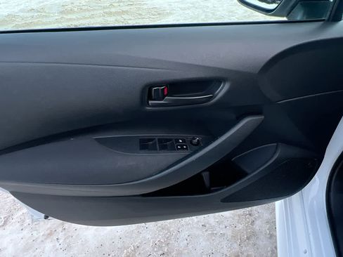 Used 2023 Toyota Corolla LE w/ LE Convenience Package image 13