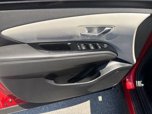 Certified 2022 Hyundai Tucson SEL w/ Convenience Package AWD/4WD image 9