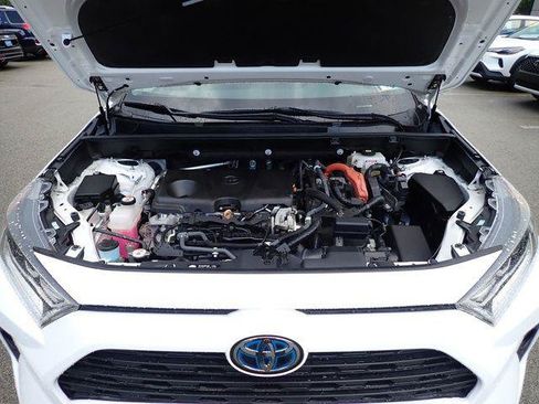 Certified 2021 Toyota RAV4 XLE w/ Convenience Package AWD/4WD image 14