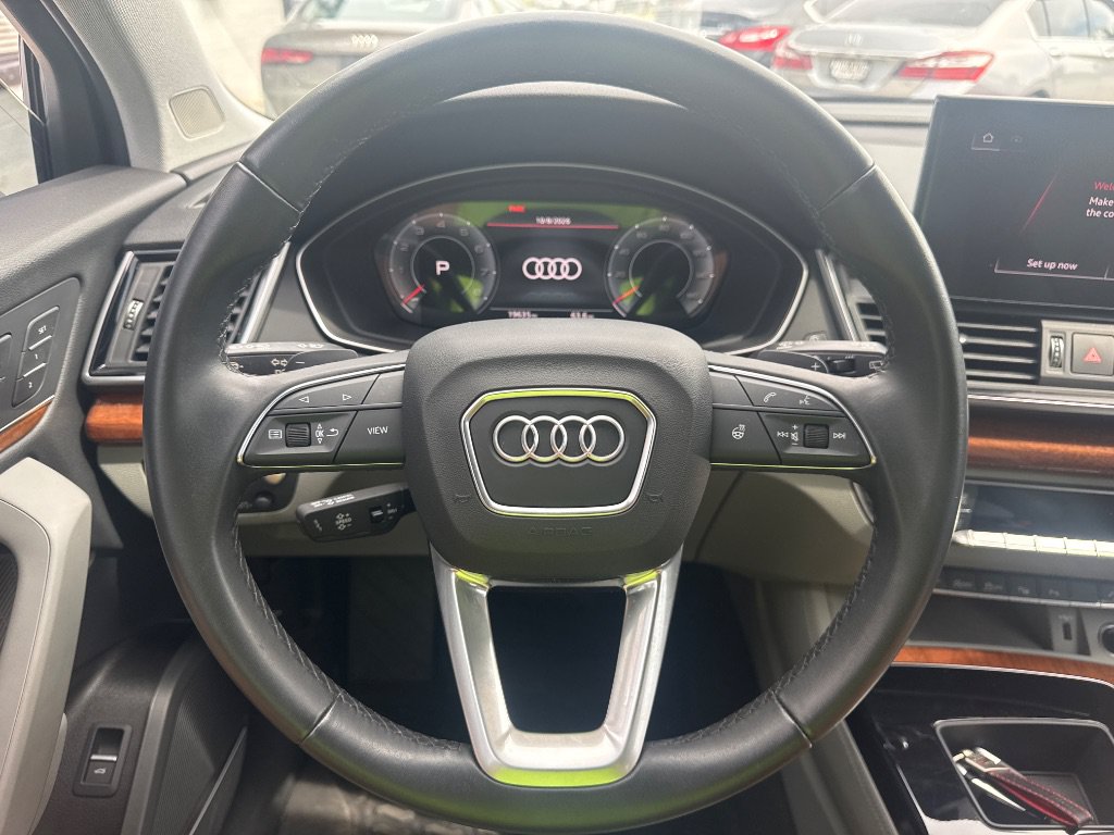 Used 2023 Audi Q5 2.0T Prestige w/ Prestige Package AWD/4WD image 13