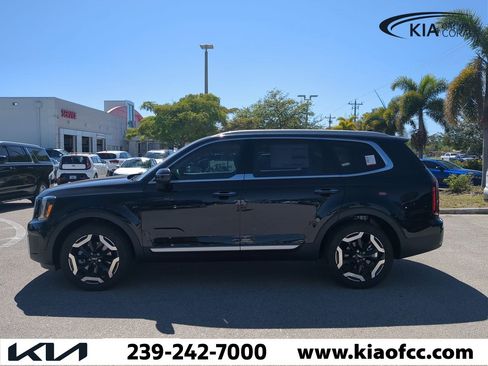 New 2025 Kia Telluride S image 8