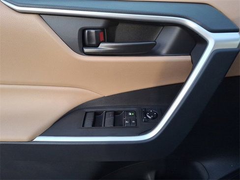 New 2025 Toyota RAV4 LE image 9