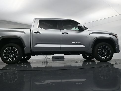 Used 2026 Toyota Tundra Limited AWD/4WD image 38