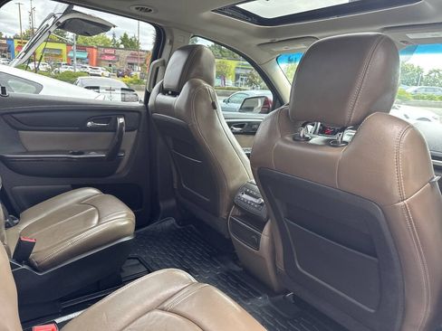 Used 2013 GMC Acadia SLT AWD/4WD image 19