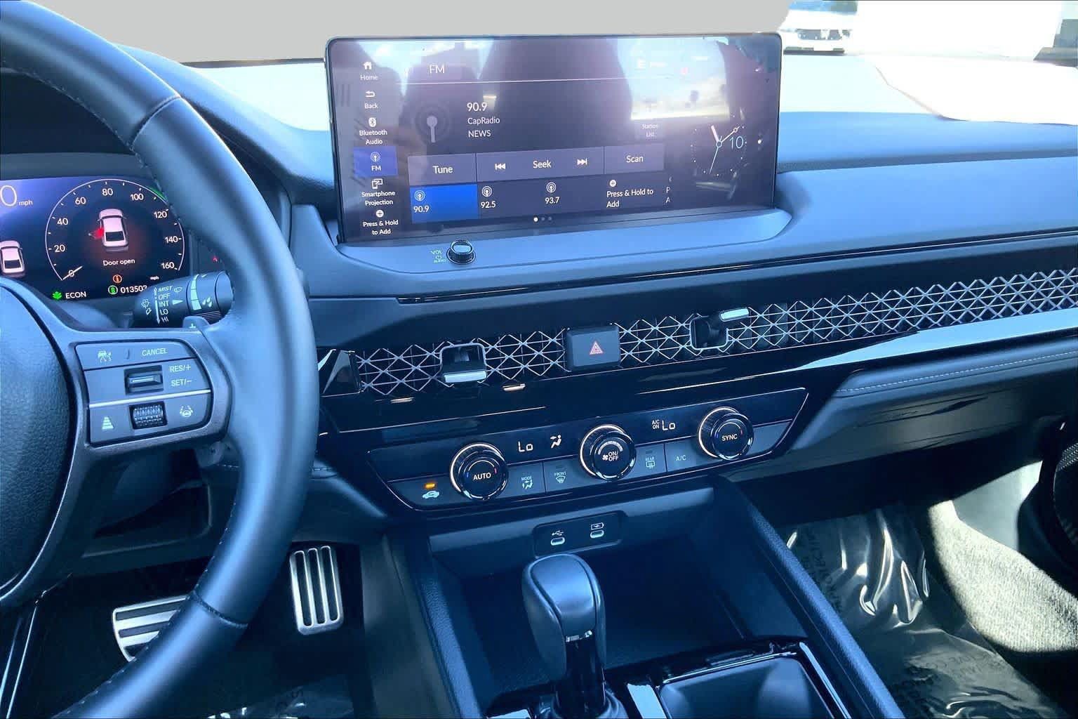 Used 2024 Honda Accord Sport image 6