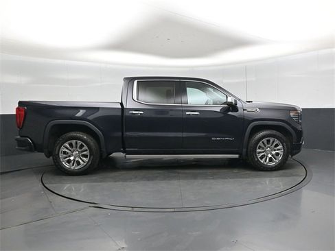 Used 2023 GMC Sierra 1500 Denali w/ Technology Package image 2