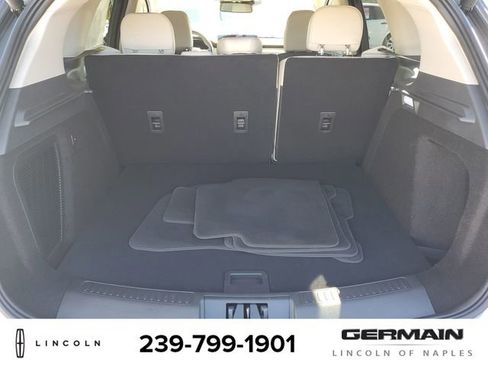 New 2026 Lincoln Corsair Premiere image 21