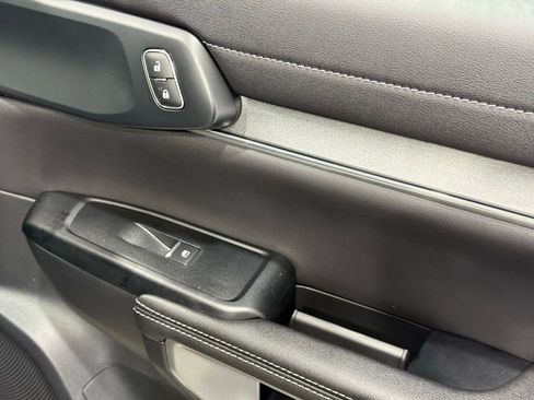 New 2025 Ford Ranger Lariat w/ FX4 Off-Road Package image 23