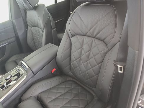 Used 2026 BMW X5 xDrive40i w/ Off-Road Package AWD/4WD image 9