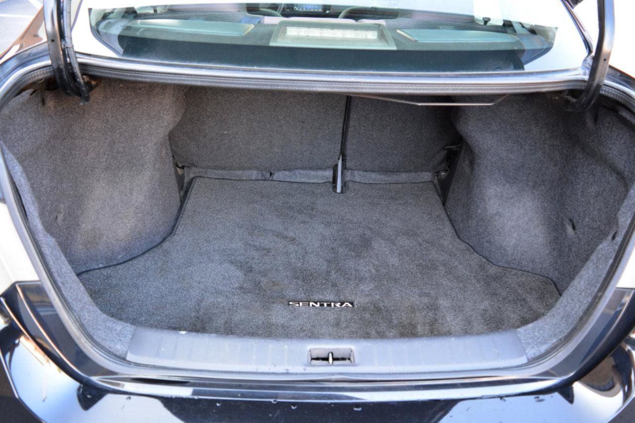 Used 2019 Nissan Sentra S FWD image 13