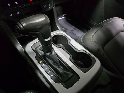 Used 2019 Chevrolet Colorado ZR2 AWD/4WD image 35
