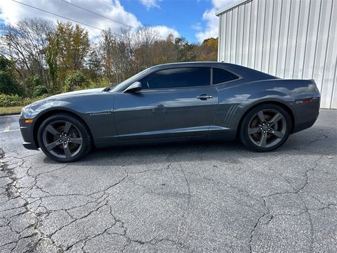 Used 2011 Chevrolet Camaro SS image 9